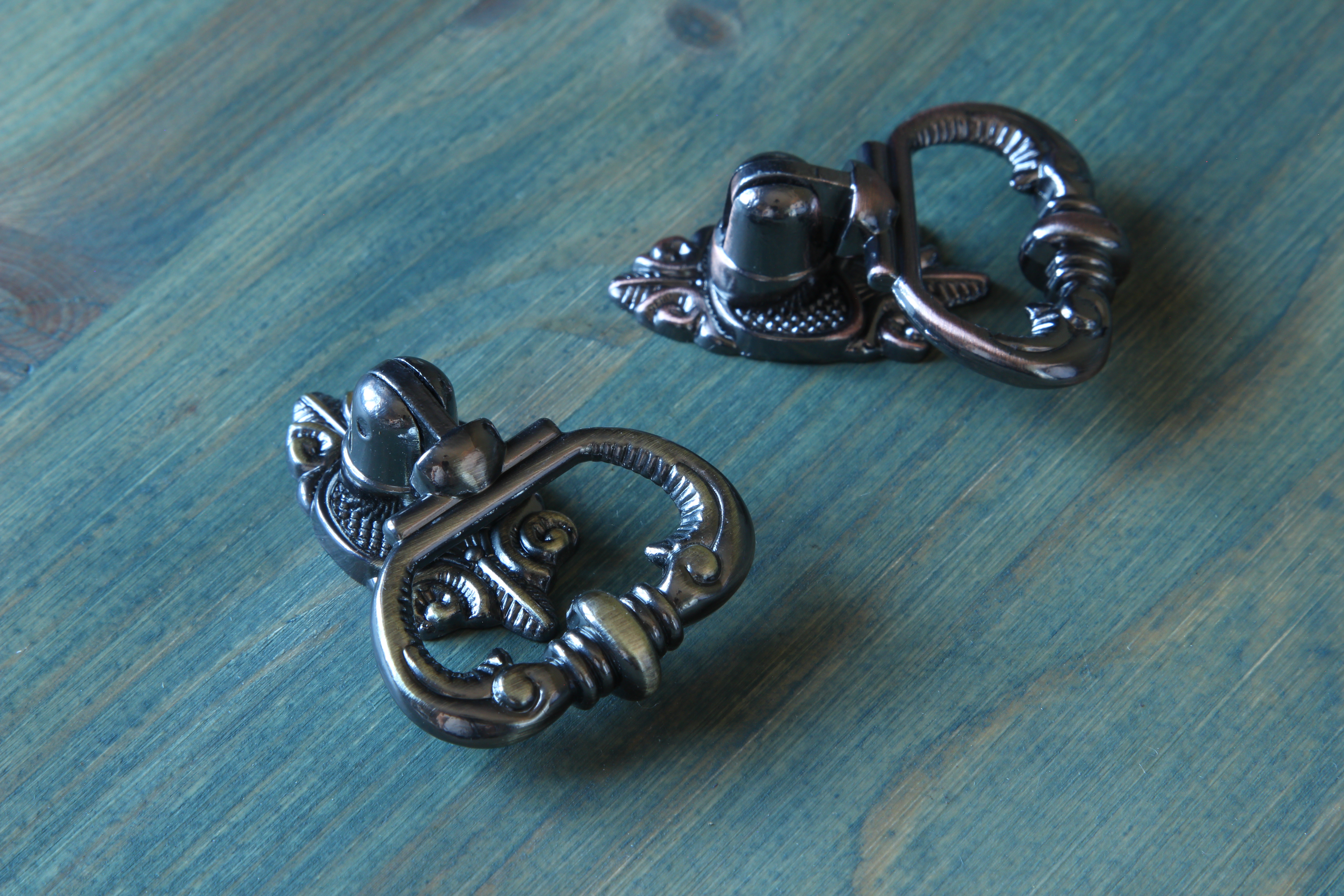 Ручка-подвеска мебельная Trodos "ZY-99" сплав ЦАМ, медь