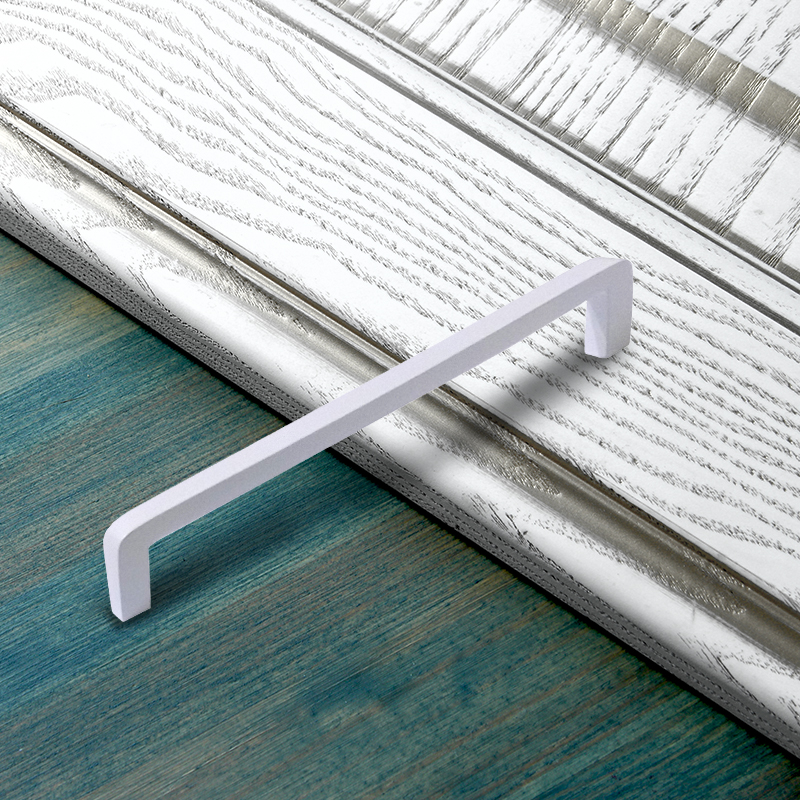 Ручка-скоба мебельная Trodos "DMZ-21203" 192мм сплав ЦАМ 105гр, белый матовый