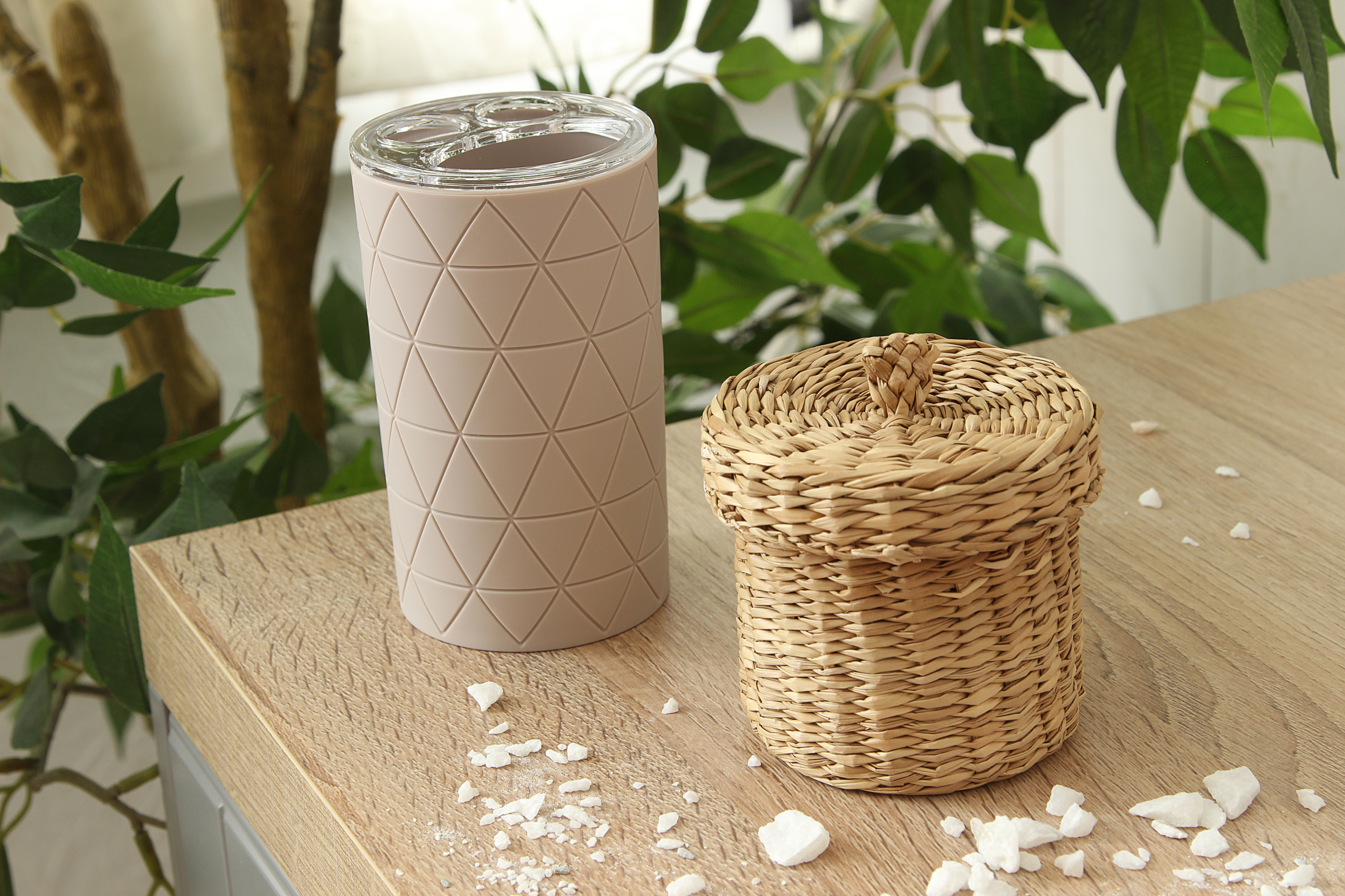 Стакан для зубных щеток Delphinium коллекция "Ромб", пластик