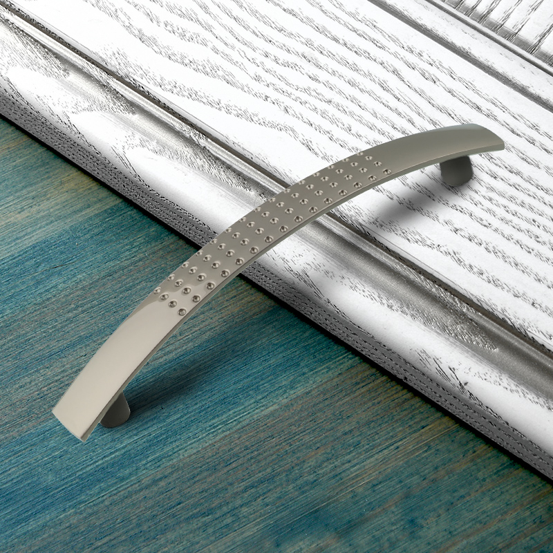 Ручка-скоба мебельная Trodos "ZY-9А" 96мм сплав ЦАМ 36гр, никель