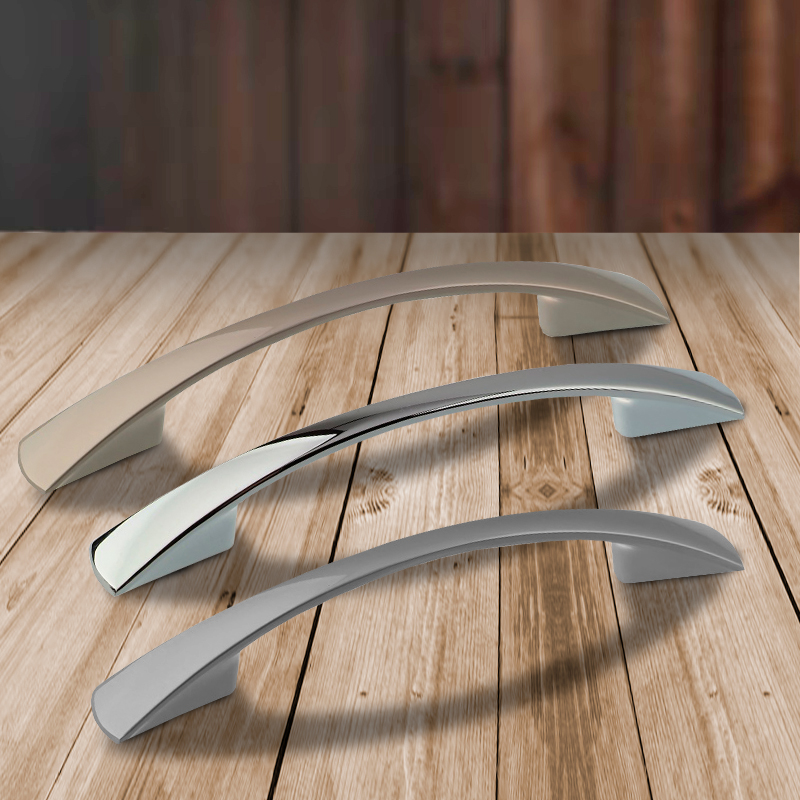 Ручка-скоба мебельная Trodos "ZY-7С Бабочка" 128мм сплав ЦАМ 45гр, хром матовый