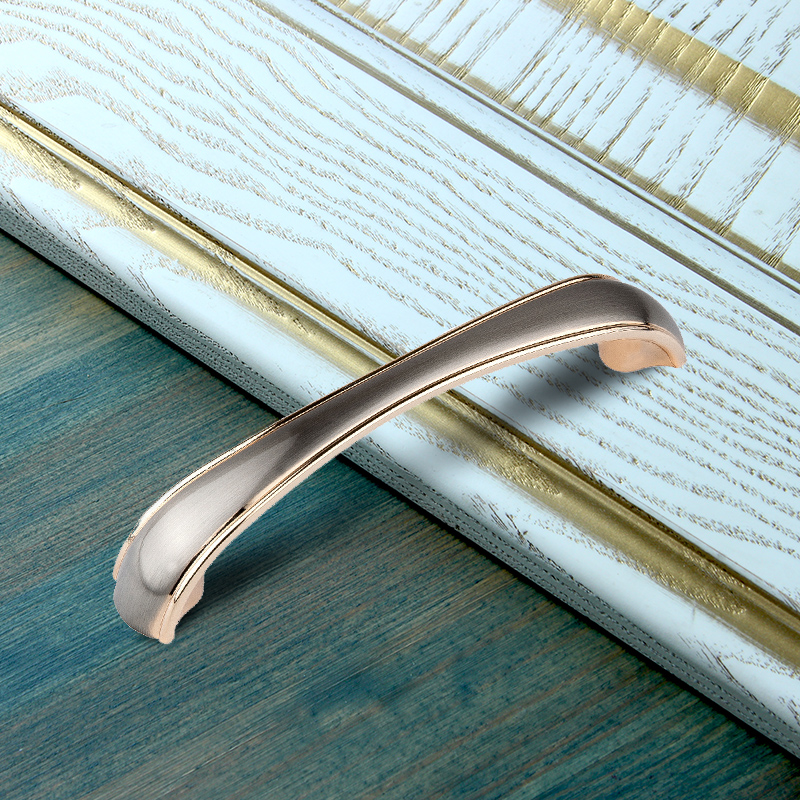 Ручка-скоба мебельная Trodos "ZY-697" 96мм сплав ЦАМ 47гр,  золото/никель