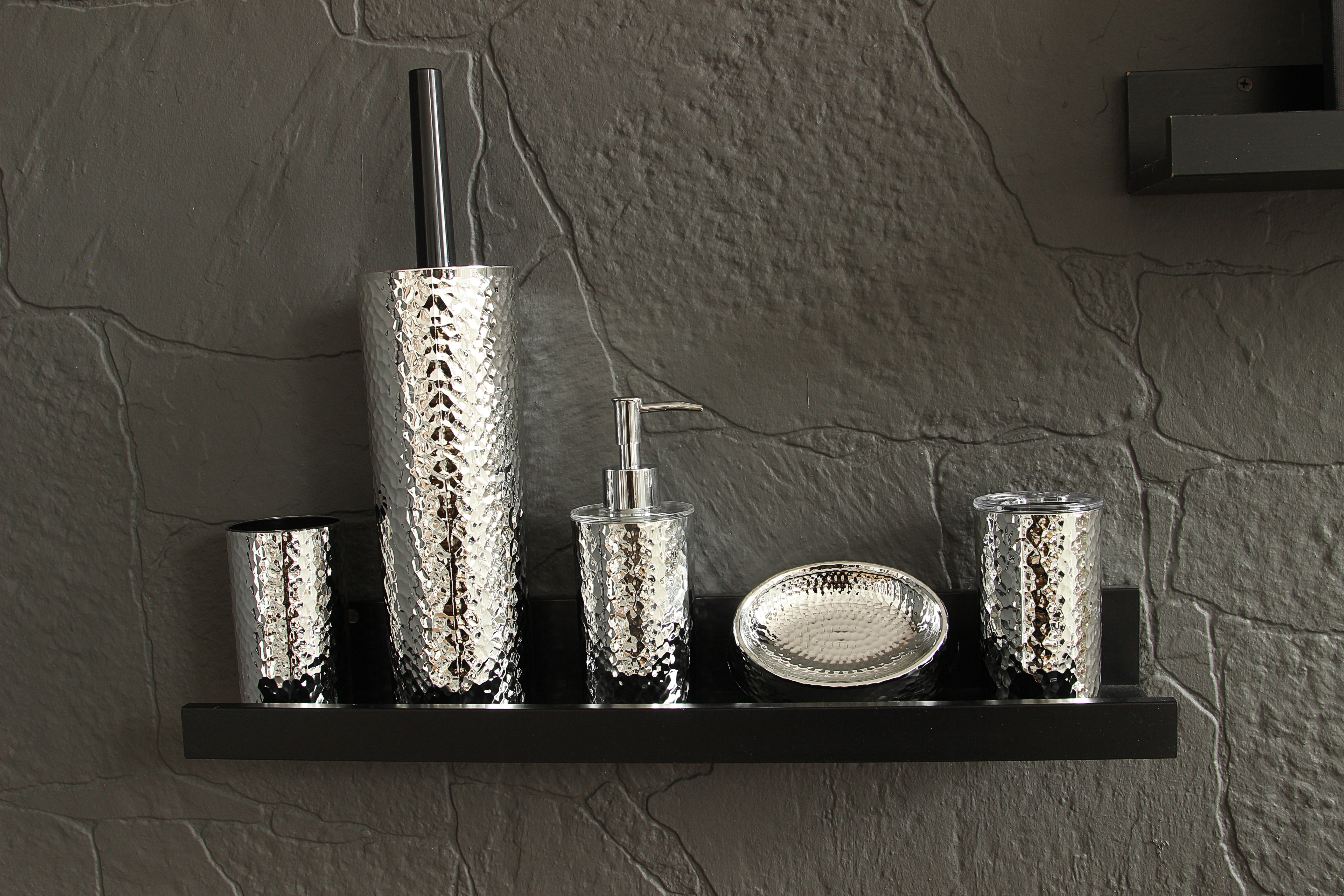 Стакан для зубных щеток Delphinium коллекция "Хром", пластик