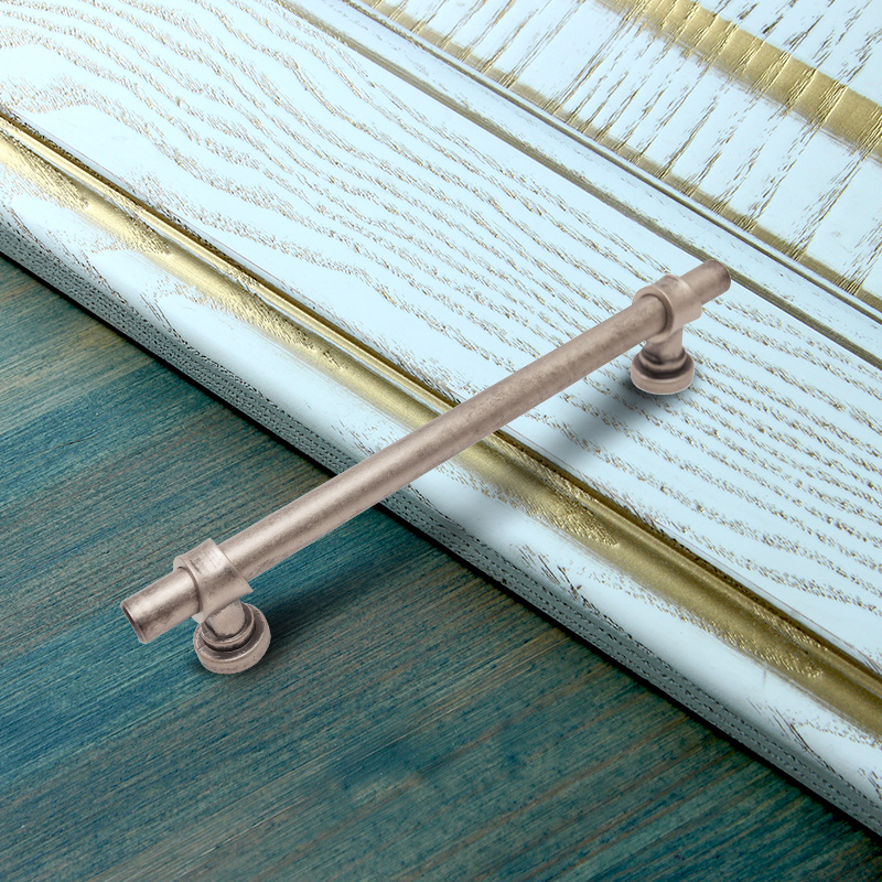 Ручка-скоба мебельная Trodos "DMZ-50039" 160мм сплав ЦАМ 230гр, античное серебро