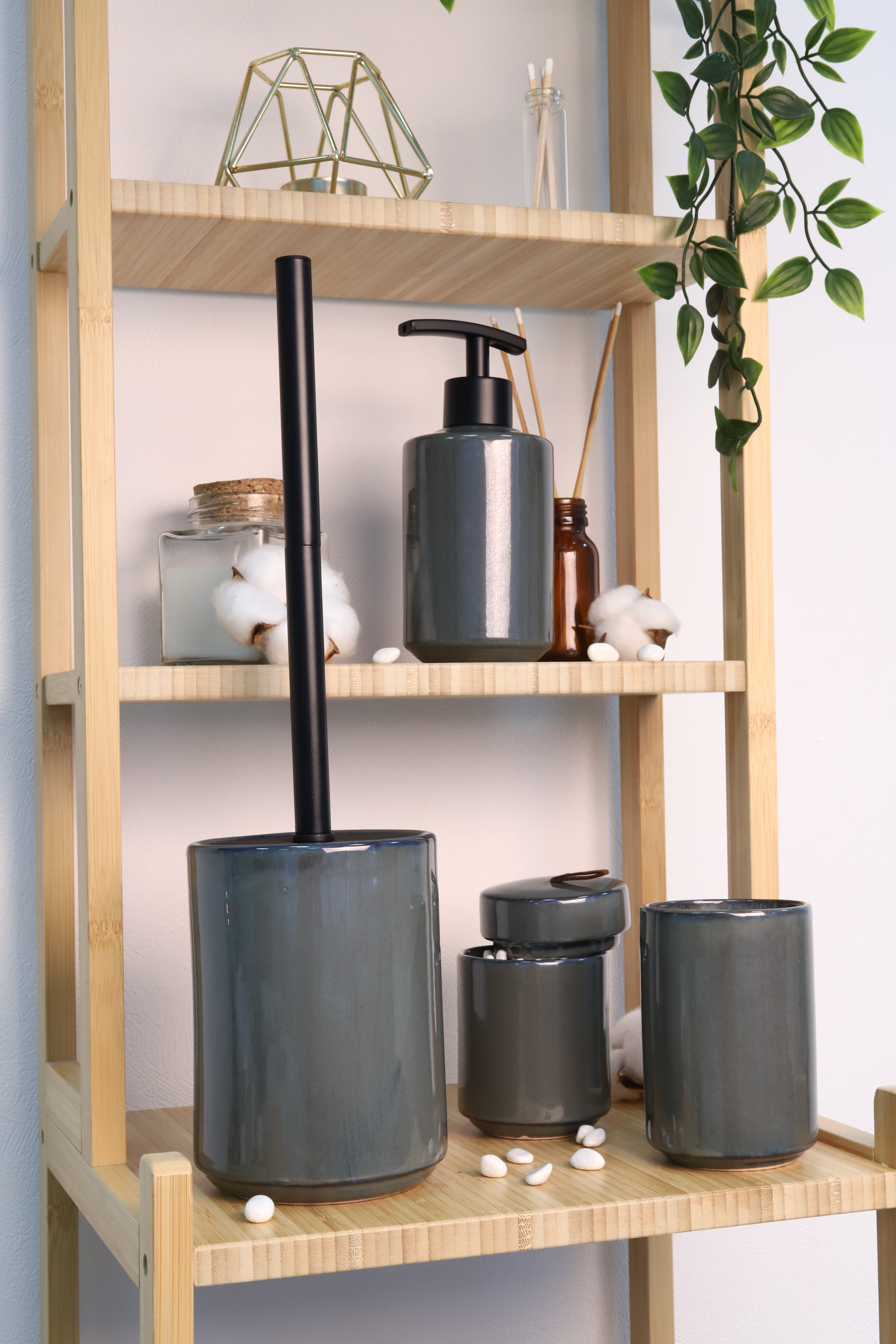 Контейнер для ватных дисков Delphinium коллекция "Малахит", керамика