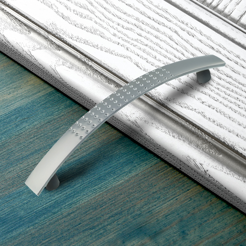 Ручка-скоба мебельная Trodos "ZY-9А" 96мм сплав ЦАМ 36гр, хром матовый