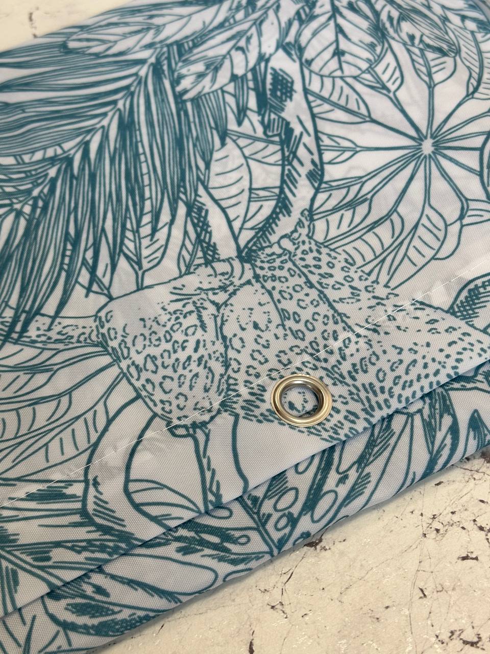 Штора для ванной Delphinium "Скарлет" полиэстер 180х180см, 12 колец, мультиколор